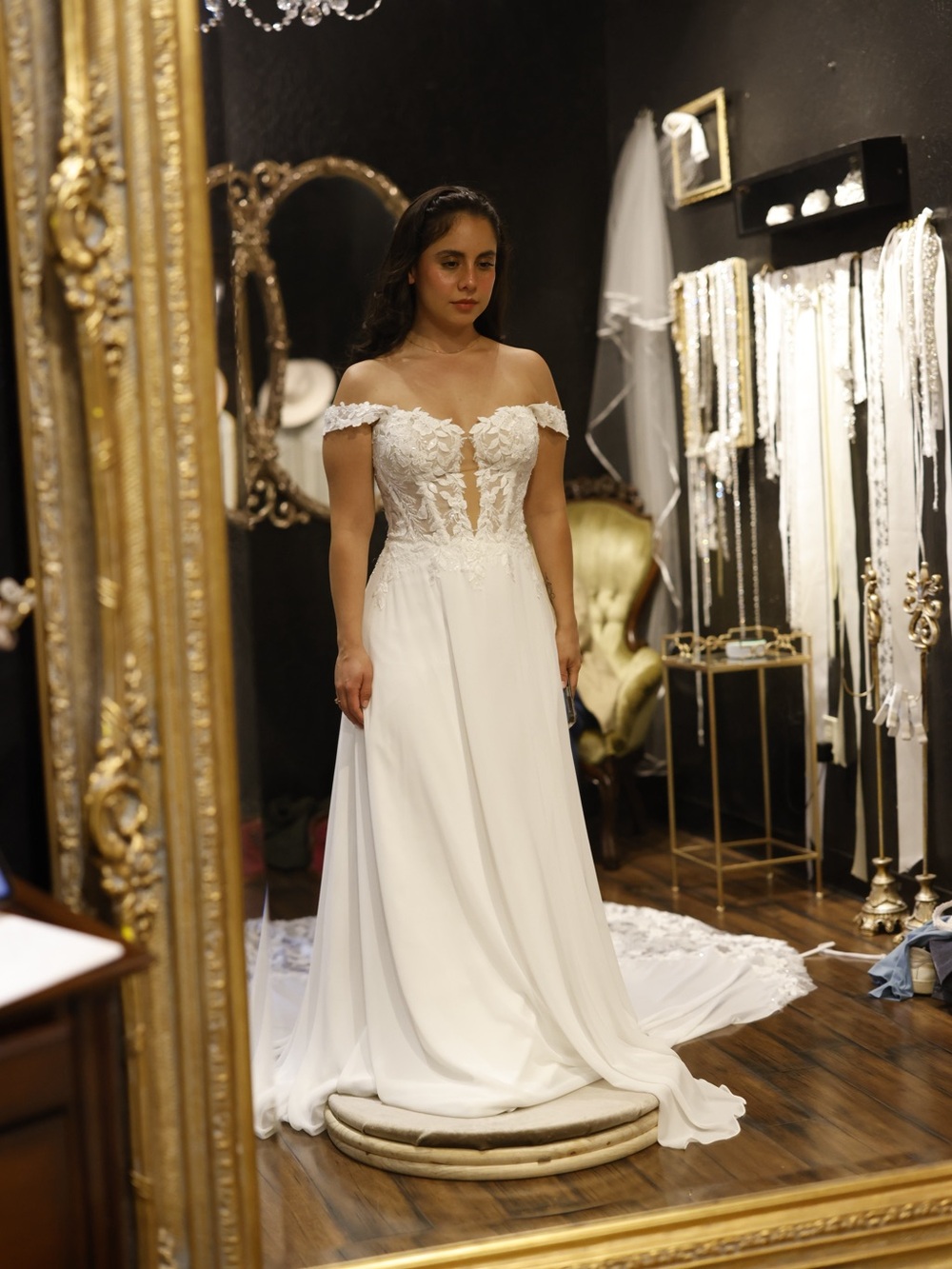Romantic Off-Shoulder White Lace Appliqué Bridal Gown